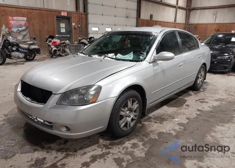 2005 Nissan Altima 2.5 S z USA, uszkodzony, nr VIN 1N4AL11DX5N918034